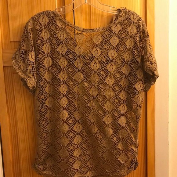 Ladies top - Picture 3 of 4